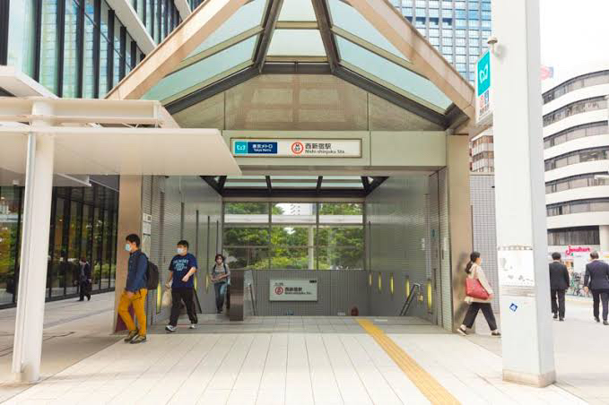 西新宿駅(東京メトロ丸ノ内線 荻窪・方南町方面)の時刻表