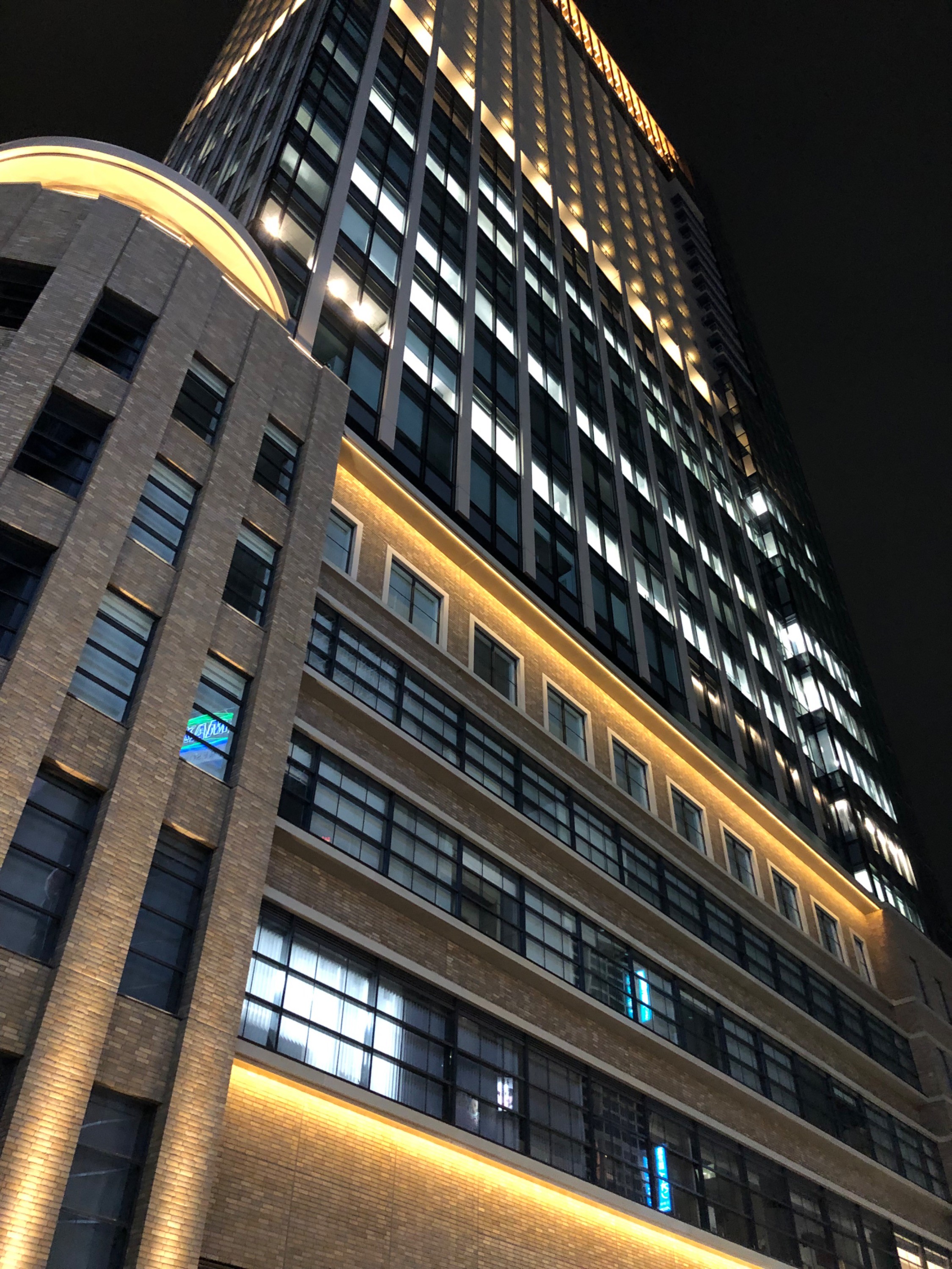 JR神戸線 三ノ宮・姫路方面 電車時刻表示板 JR西 JR神戸線東姫路駅 接近放送 （駅電光掲示板再現） - YouTube